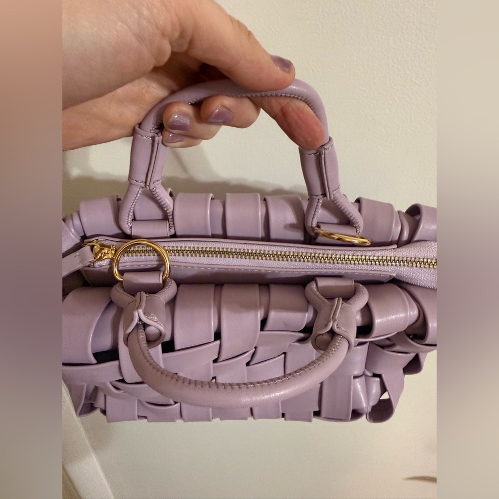 Stylish Woven Handbag in Light Purple Anthropologie Lindy bag - Picture 5 of 7